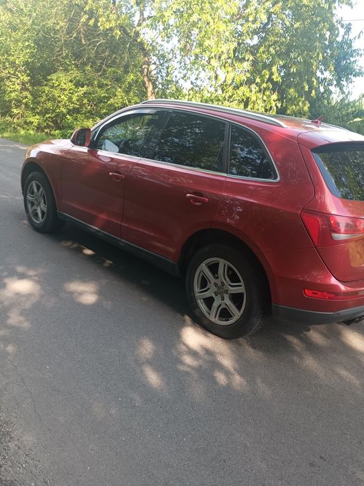Audi Q5 2.0tdi  Quattro 170km