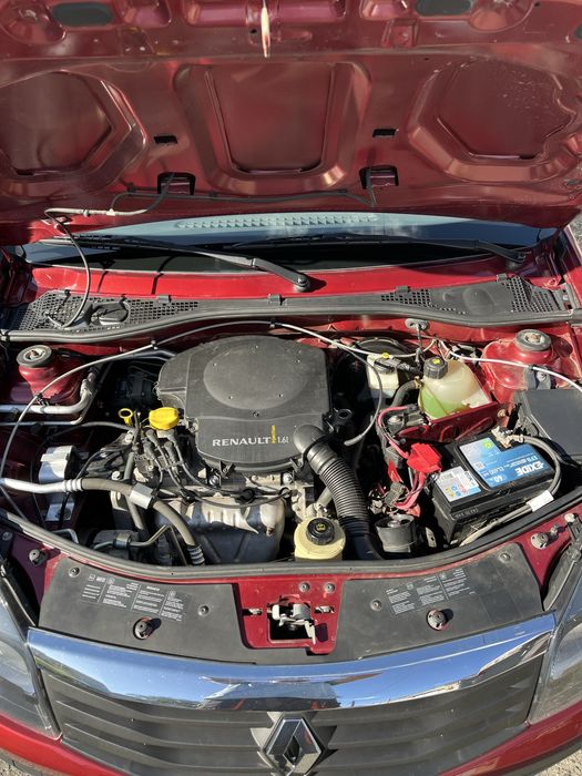 Renault sandero stepway 1.6 бензин