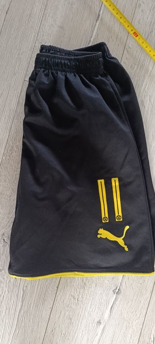 Czarne spodenki Puma rozm 140-146