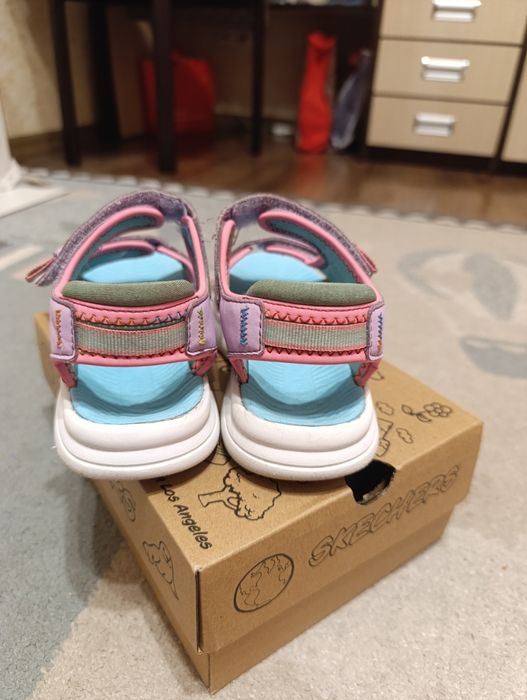 Босоніжки sketchers розмір 28.5, на ніжку 18см.