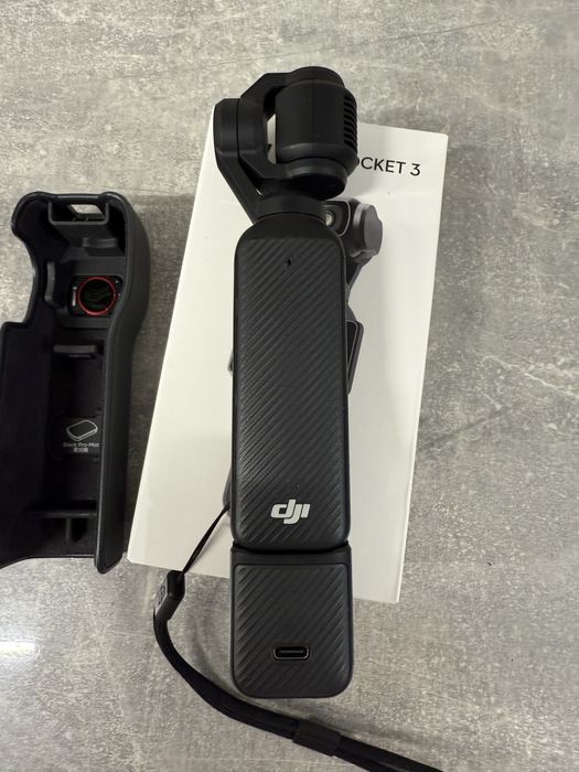 DJI Osmo Pocket 3