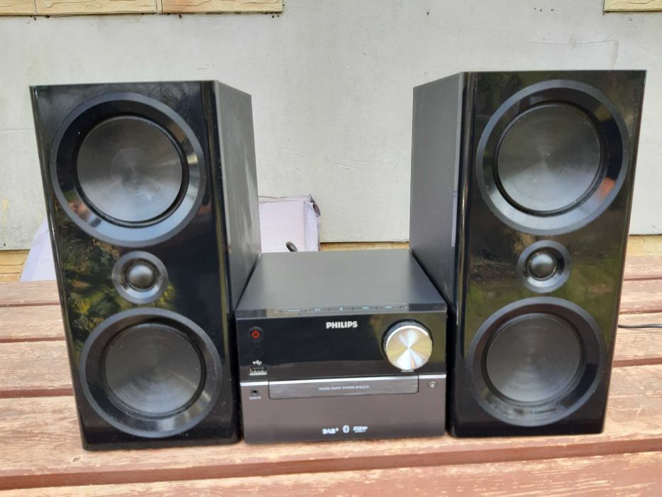 Wieża Philips BTB2315