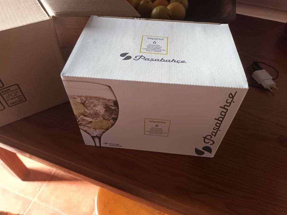 Taça de vidro para vinho