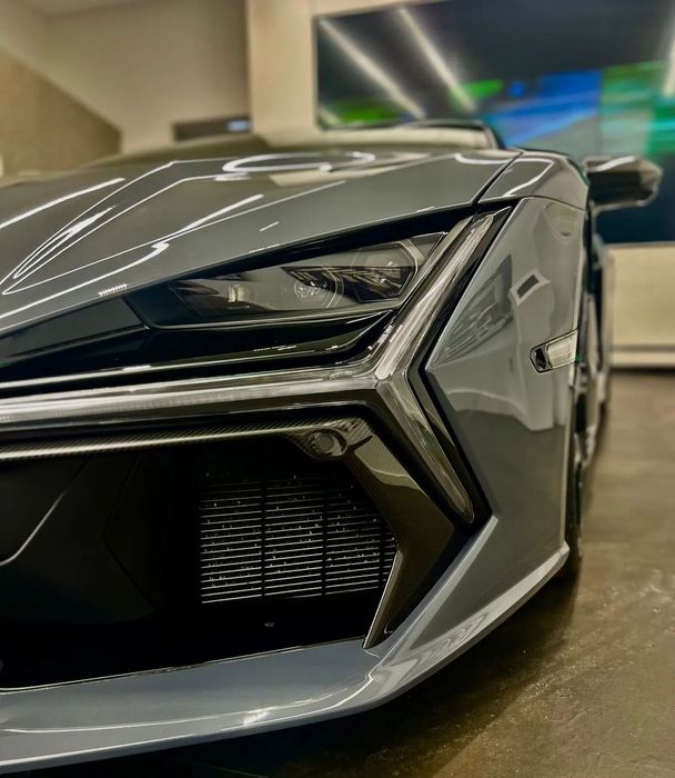 Lamborghini Revuelto 6.5 V12