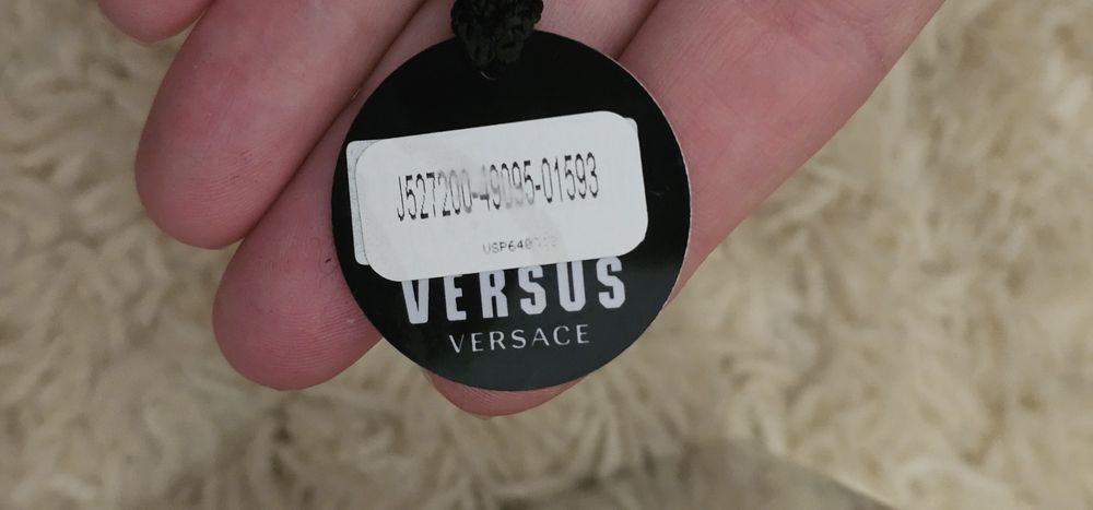 Жіночий годинник Versace Versus  годинник