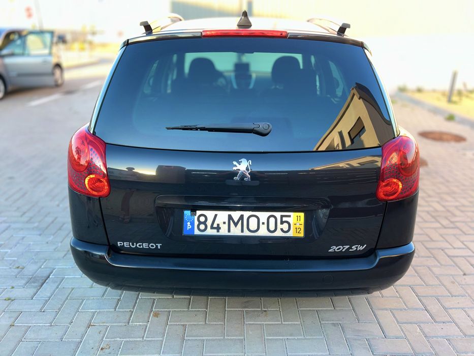 Peugeot 207 SW Sportium 1.4 VTI 2011