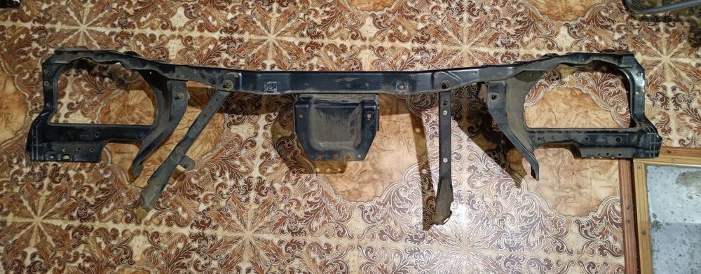 Продаю переднюю панель верхняя часть Nissan Primera P12 2001-2007