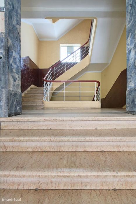 Quarto - localizado em Entrecampos Lisbon