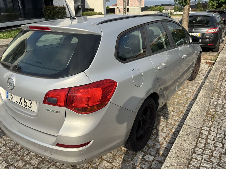 Opela Astra Sport Tourer 2011 foto 2