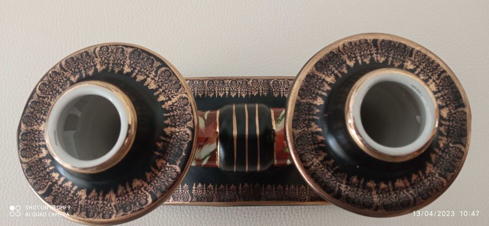 Castiçal duplo, olaria de Alcobaça pintado à mão