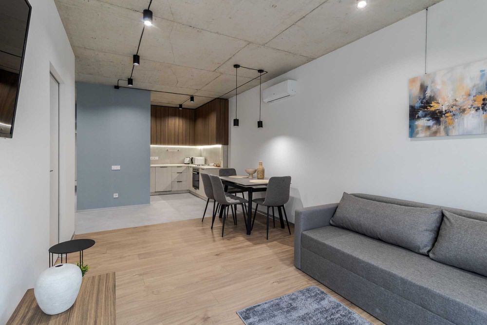 Квартира на 4 осіб. Помісячна оренда БЕЗ РІЄЛТОРСЬКИХ