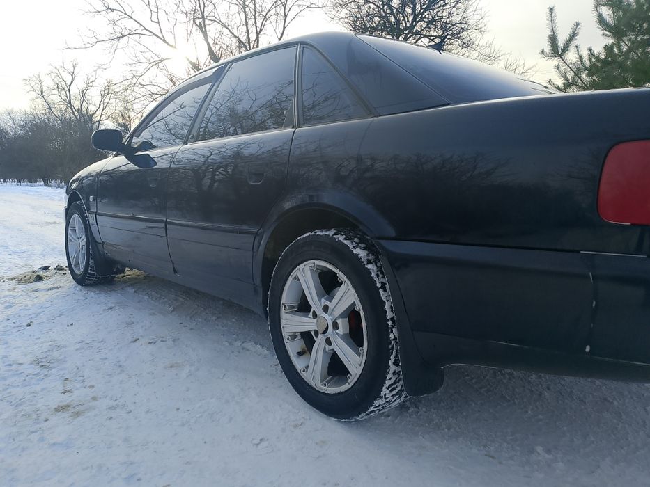 Продаж автомобілів