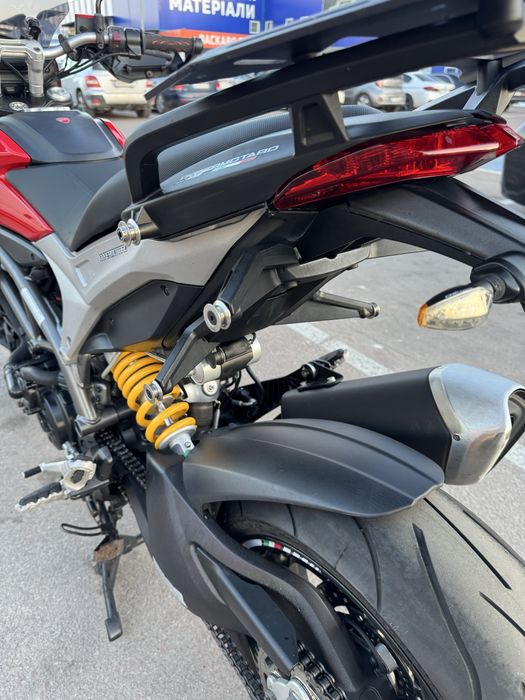 Ducati Hypermotard Hyperstrada 939