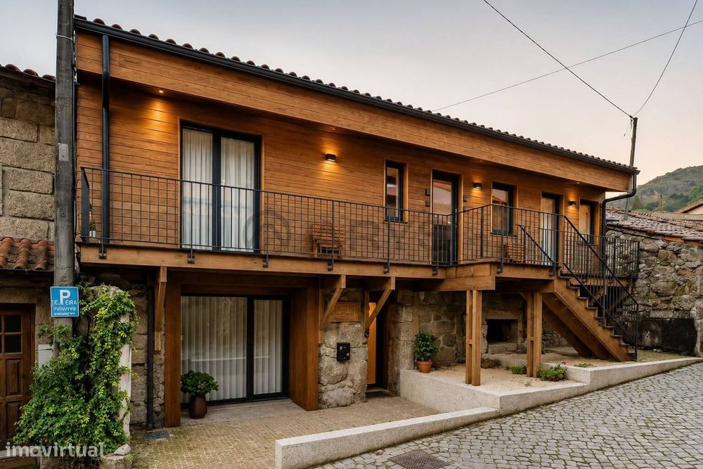 Exclusiva Moradia T6 em Madeira no Campo do Gerês | Arquitetura de...