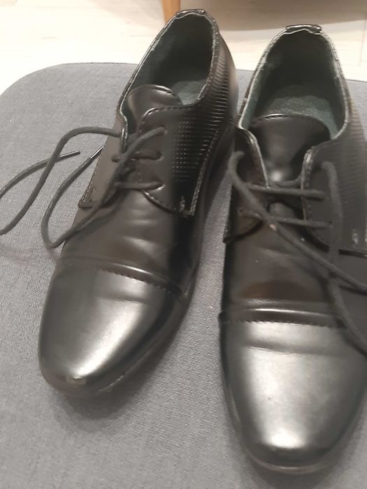 Buty eleganckie dla chłopca