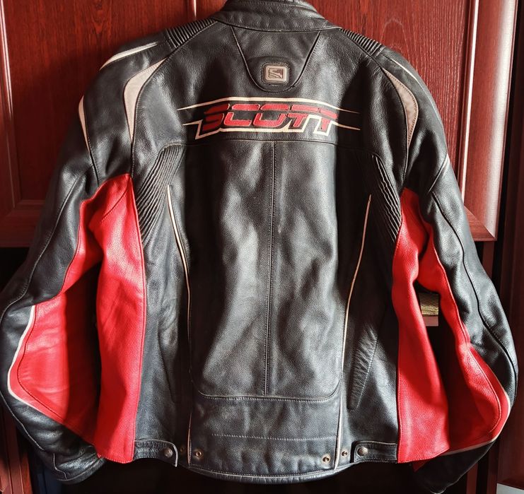 Мото куртка розмір L