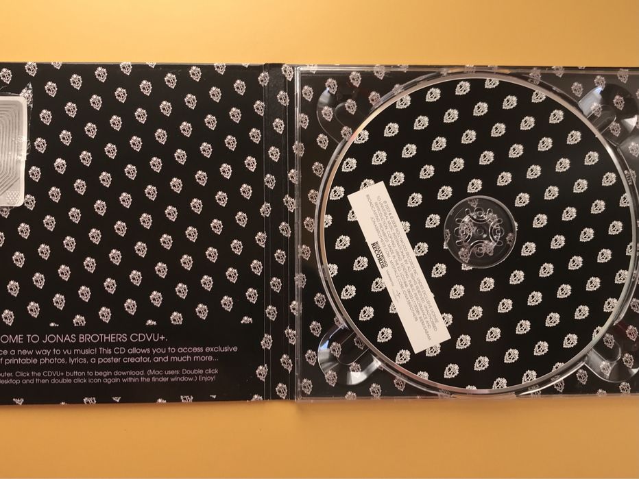 CD Jonas Brothers64585694309379122