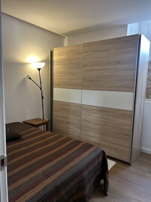 Quarto para arrendar no coração de Campo de Ourique