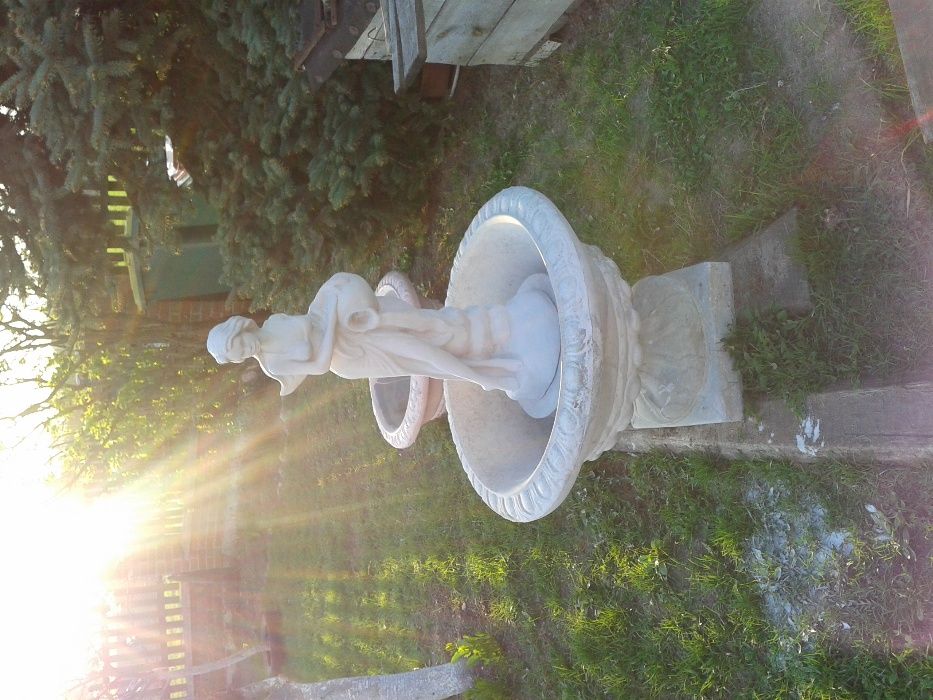 Fontanna ogrodowa