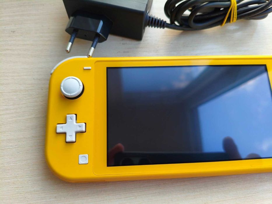 nintendo switch lite - купити ігрові приставки Nintendo DS - Ціна