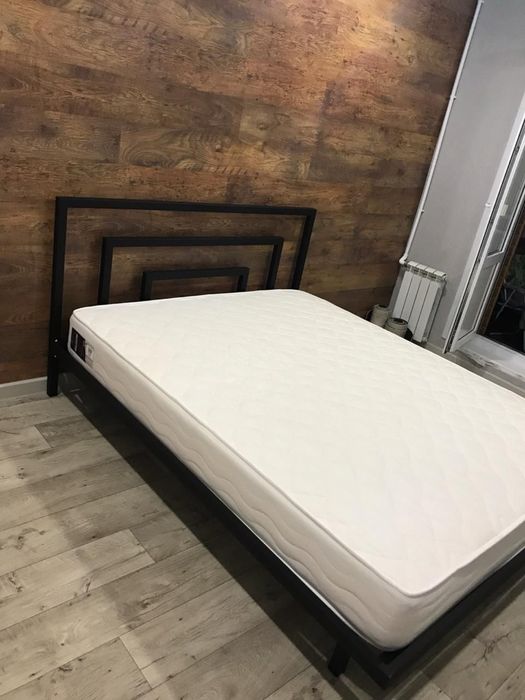 Łóżko loft nowoczesne stalowe