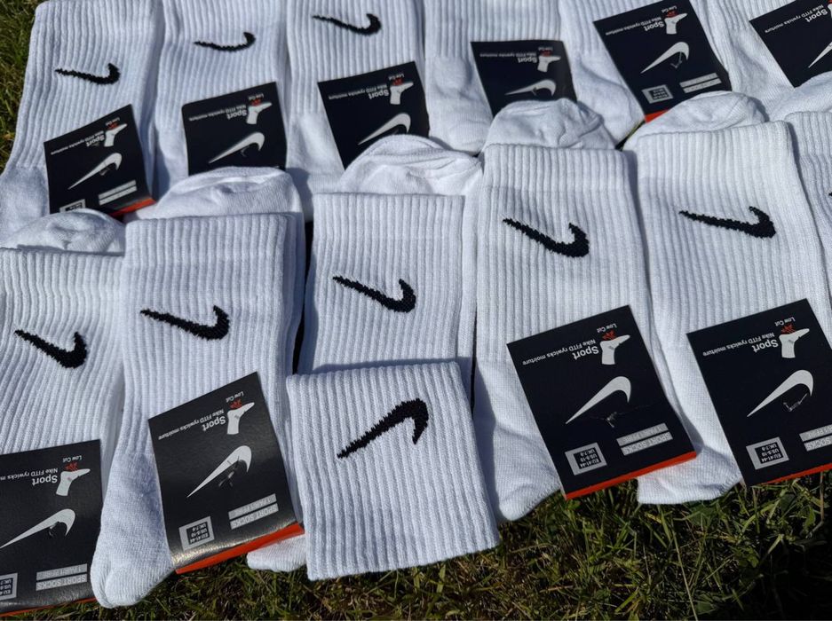 Skarpetki Nike 12 par 39-41 41-44