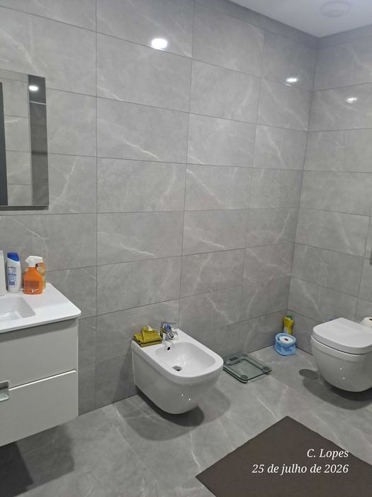 Apartamento T2 mobilado com Garagem