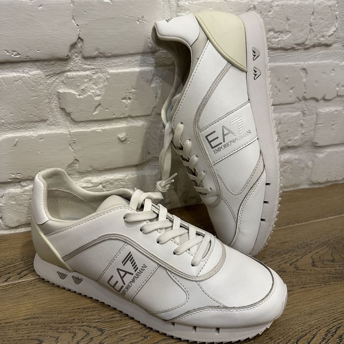 ARMANI EA7.  Чоловічі  кросівки. Оригінал. Нові. Розмір 42.2/3