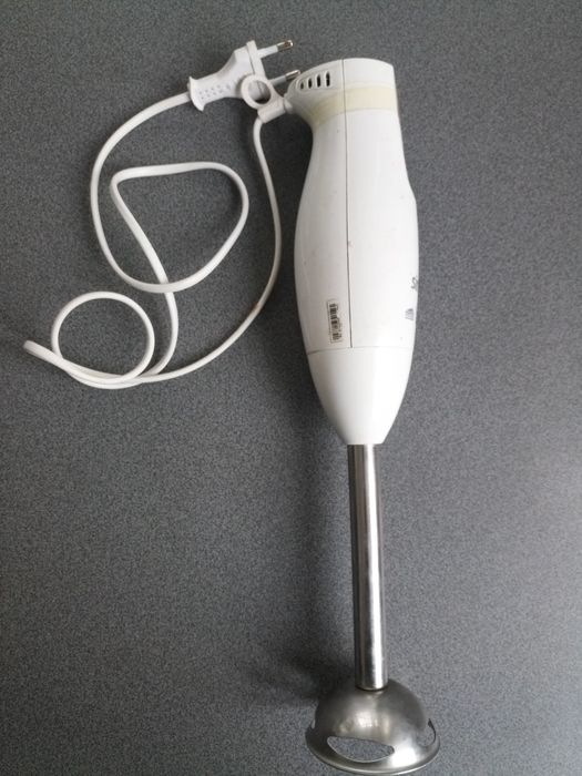 Блендер Sinbo рабочий