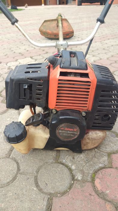 Мотокоса Дніпро_М