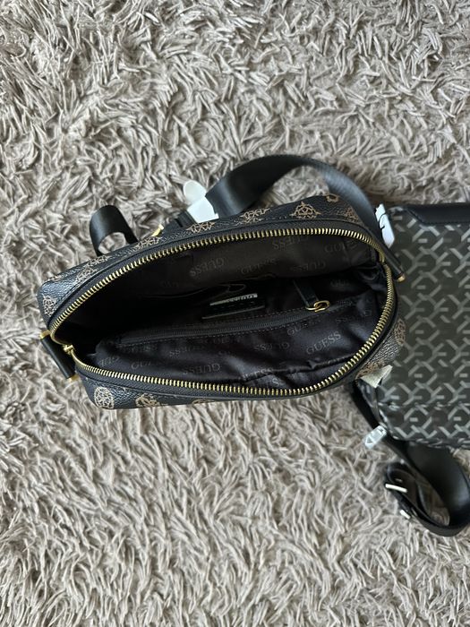 Оригінальні сумки Guess