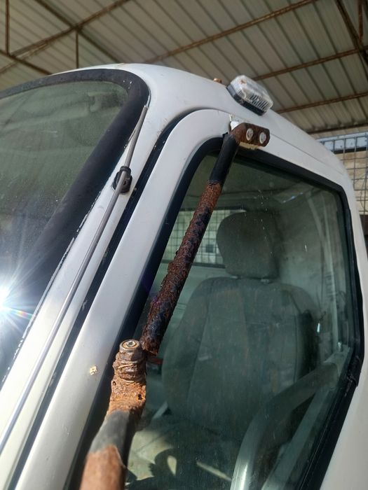Mitsubishi Canter basculante