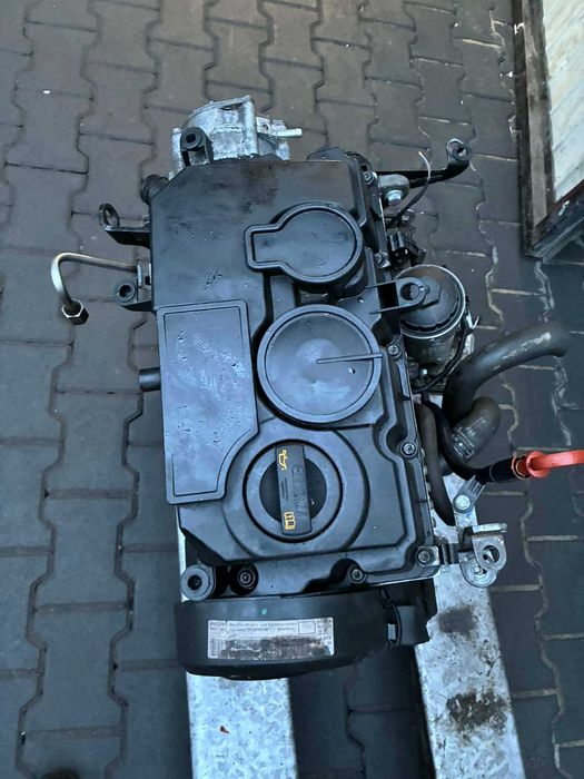 silnik wtrysk słupek komplet volkswagen seat skoda 1.9 TDI BLS