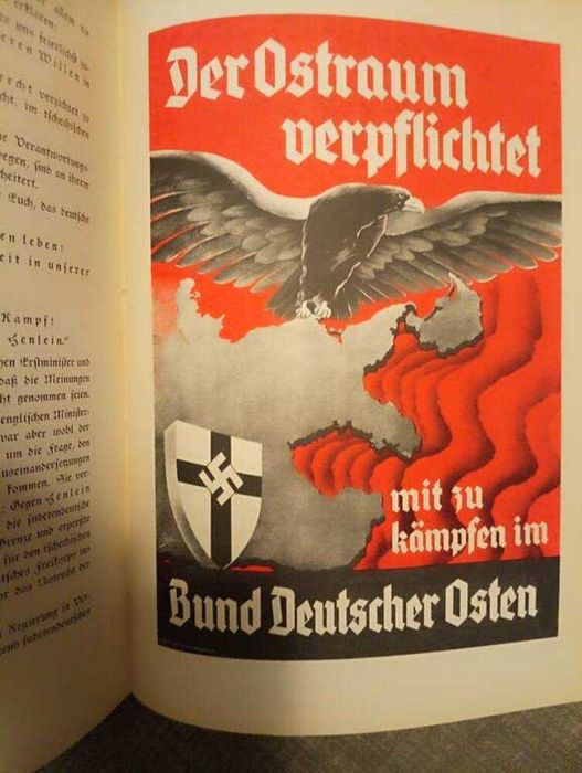 Двухтомное "парадное" издание истории Третьего Рейха и НСДАП. 1939г.