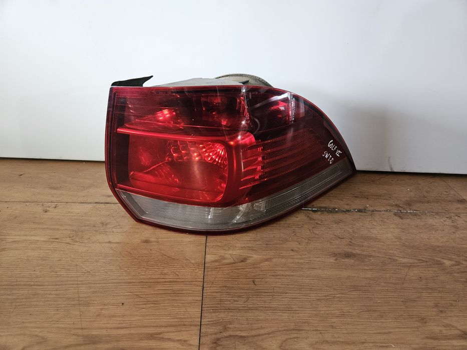 Vw Golf 6 sw farolim direito