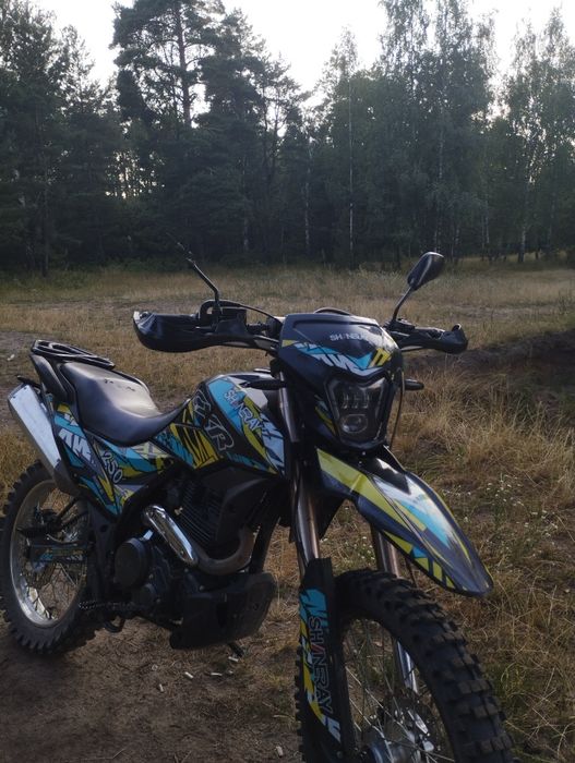 Продам мотоцикл shineray 250 6c