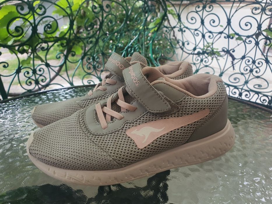 Дитячі Кросівки KangaRoos 34 розмір