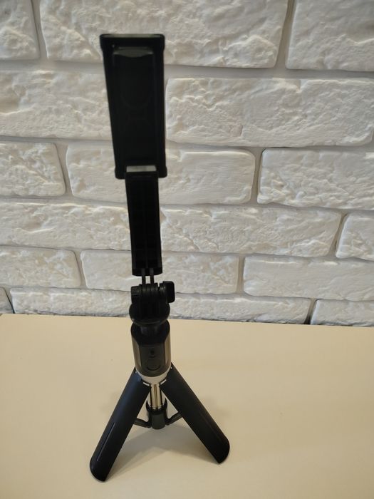 Селфі-палка трипод для телефону