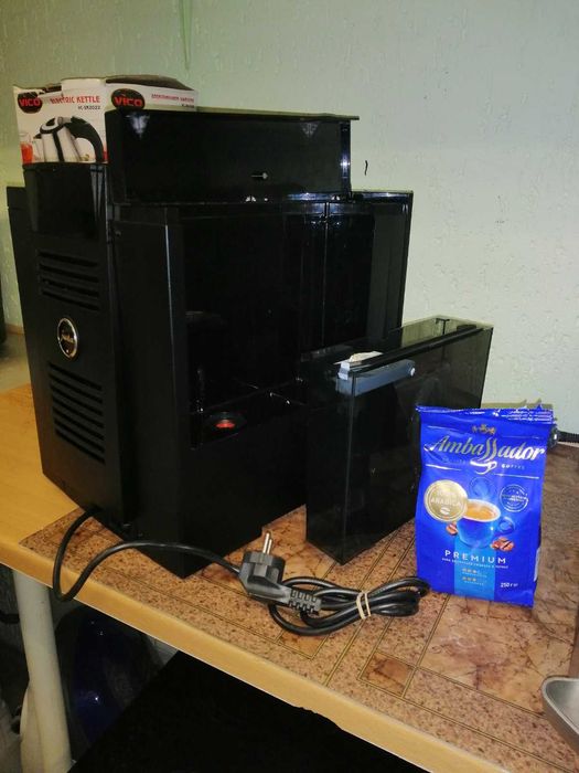 Кавомашина Impressa F8 Piano Black EU, Сток