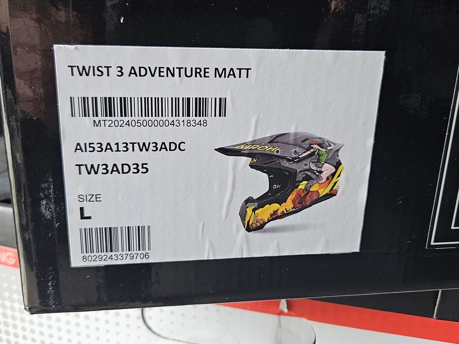 Мотошолом Airoh Twist 3 Alpinestars