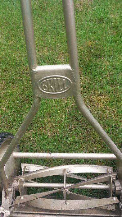 Stara kosiarka ręczna Brill Ideal