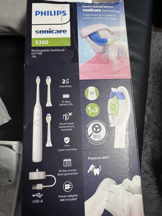 Philips Sonicare 5300 HX7108/04 – biała