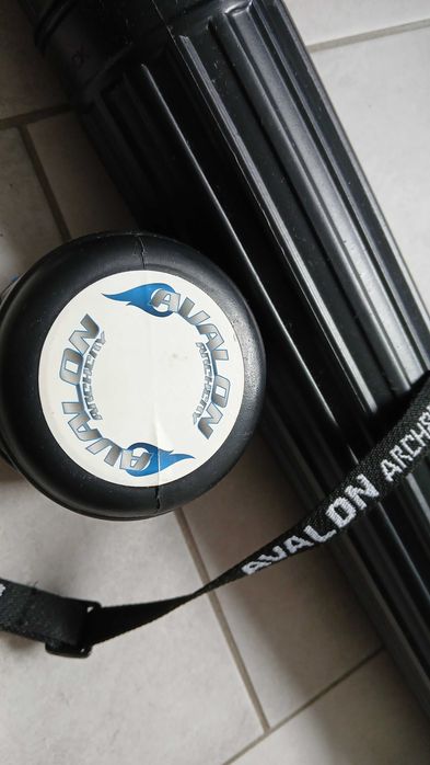 Tuba teleskopowa firmy AVALON Archery