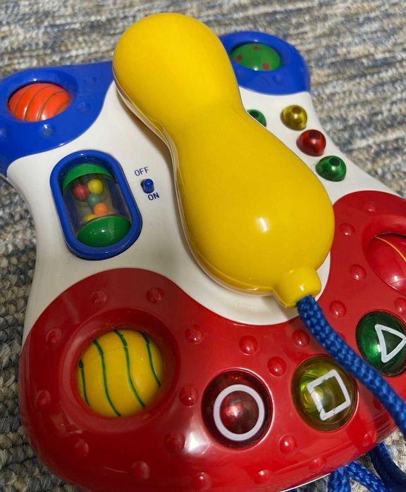 Радужный телефон каталка Chicco