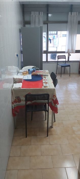 Arrenda-se quartos