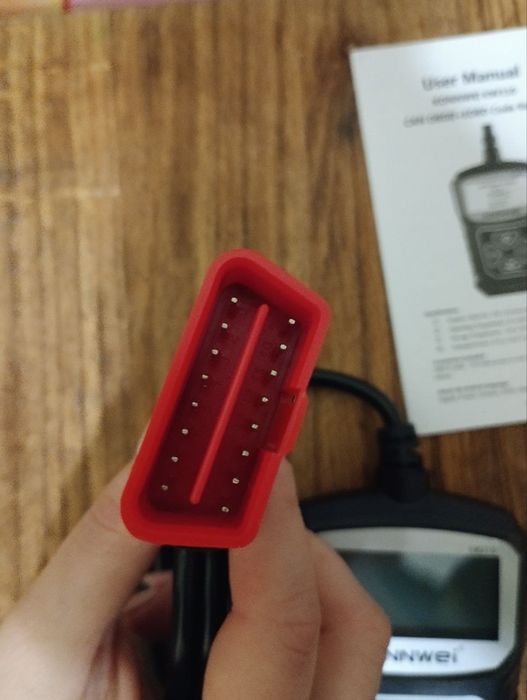 Автосканер Konnwei KW310 OBDII + EOBD CODE READER