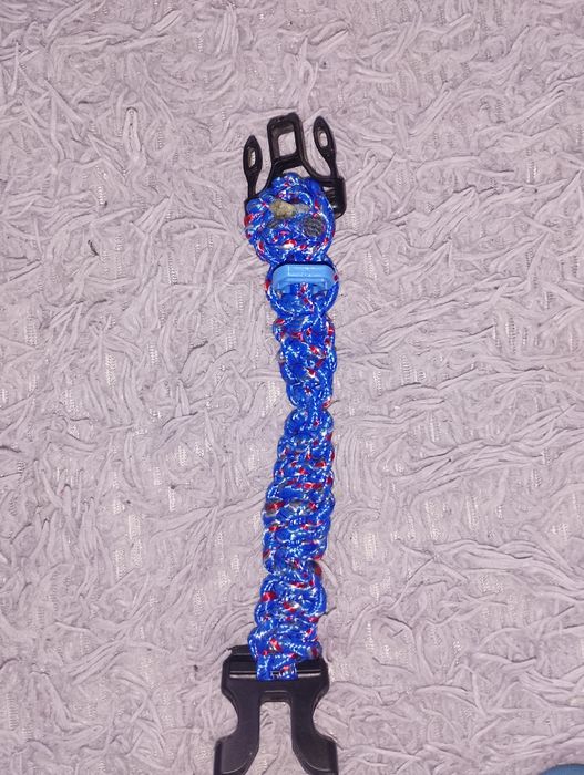 Ошийник для собак з паракорду 29 см відбиваєтся в ночі, спаї показано