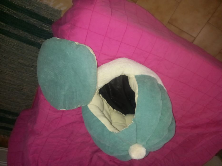 Cama para gato ou cão de porte pequeno