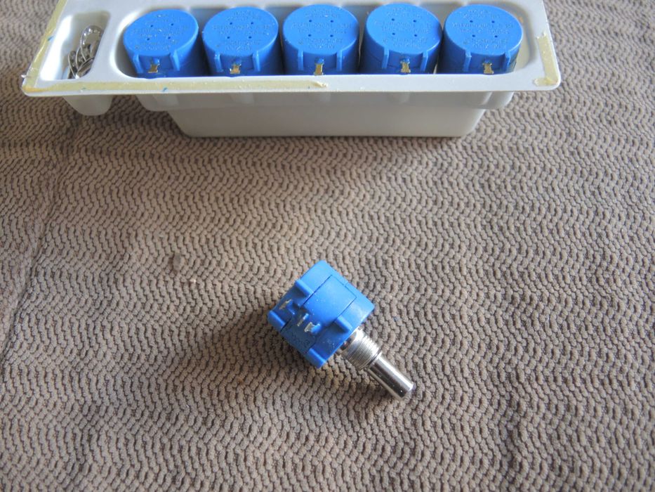 потенціометр BOURNS 100К від 1 штуки за 60 грн