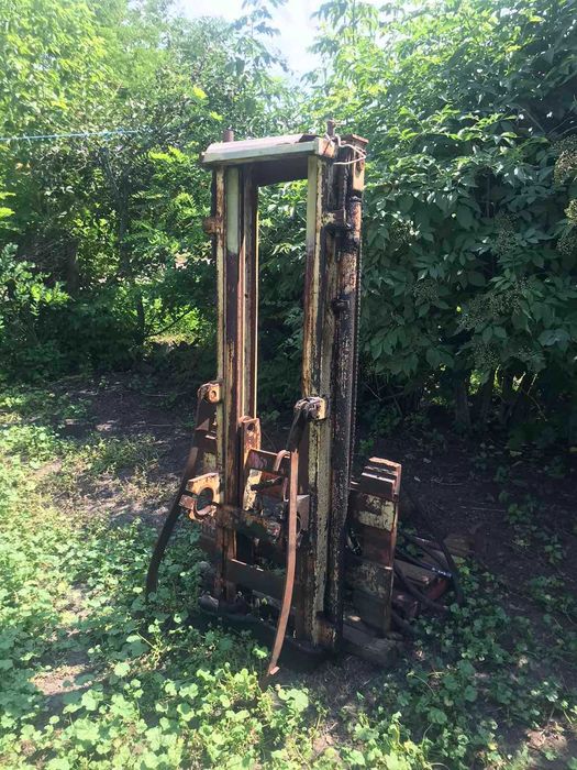 погрузчик вилочний